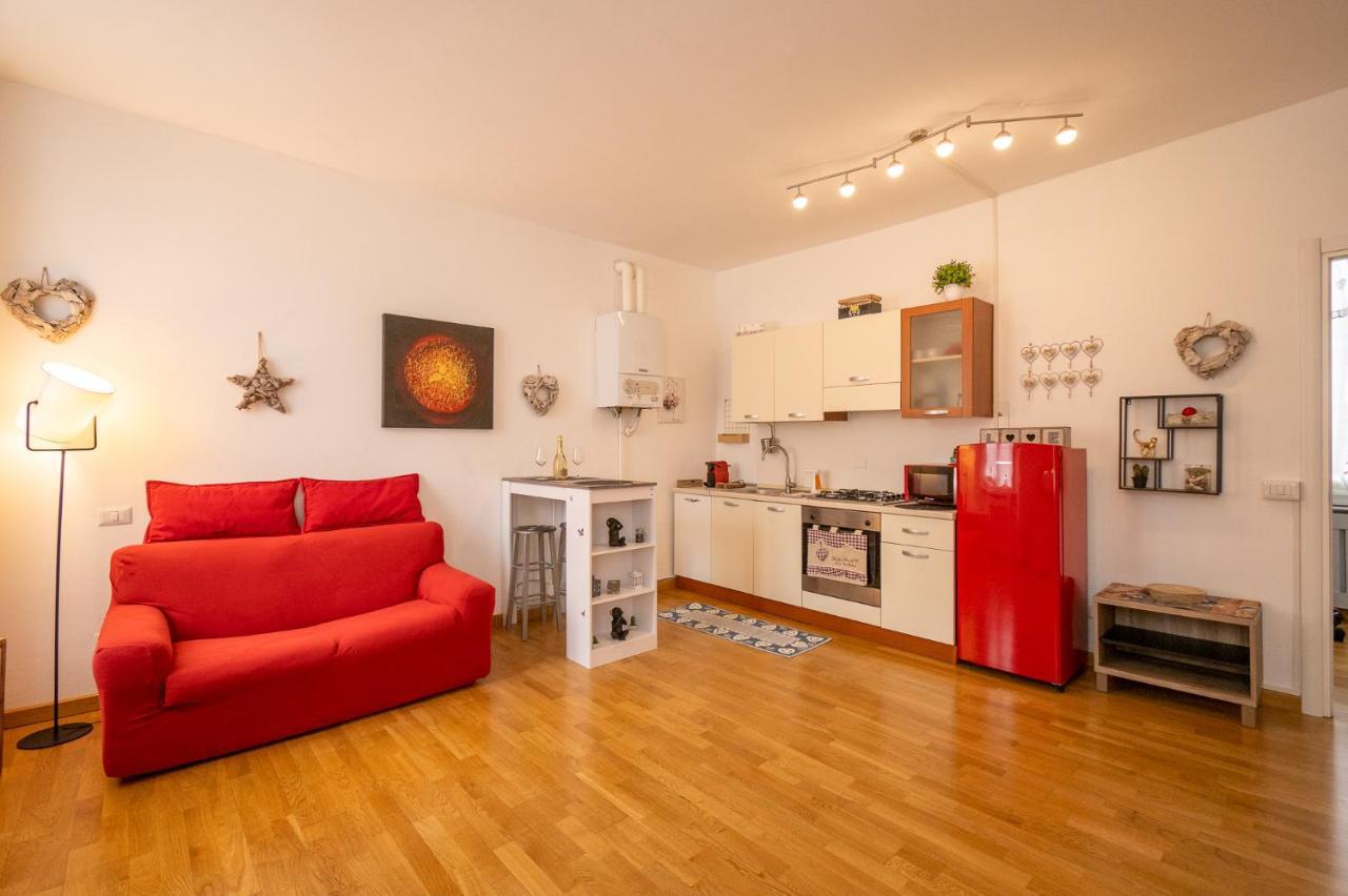 Portatorre Suite, A Charming Apartment In The Heart Of Como, Free Private Parking, Air Conditioning & More! Exterior foto