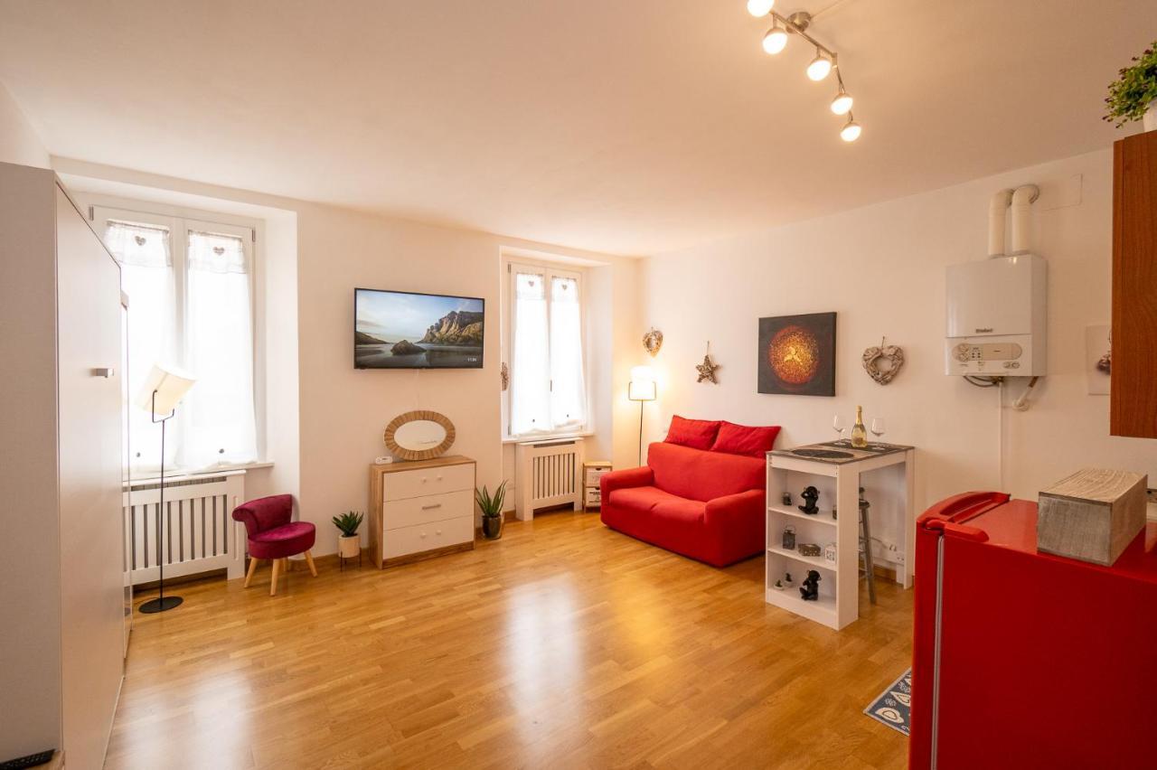 Portatorre Suite, A Charming Apartment In The Heart Of Como, Free Private Parking, Air Conditioning & More! Exterior foto