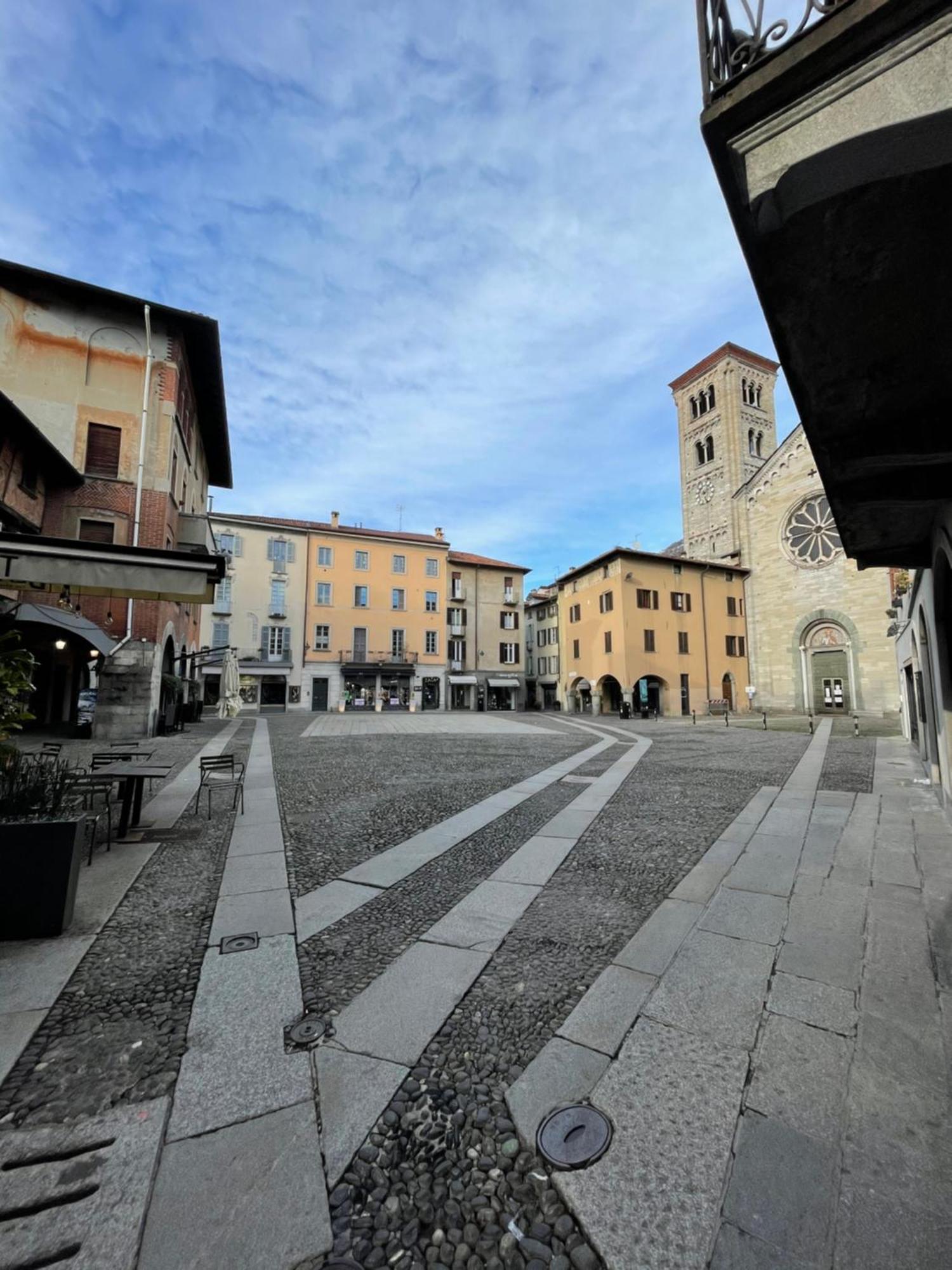 Portatorre Suite, A Charming Apartment In The Heart Of Como, Free Private Parking, Air Conditioning & More! Exterior foto