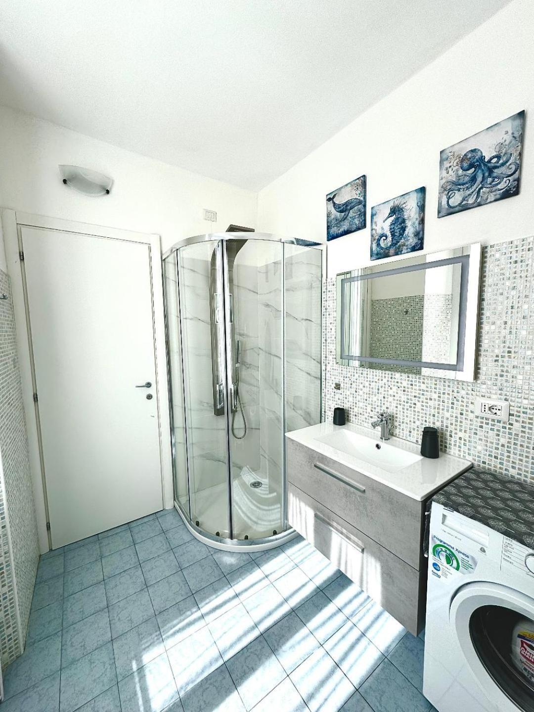 Portatorre Suite, A Charming Apartment In The Heart Of Como, Free Private Parking, Air Conditioning & More! Exterior foto
